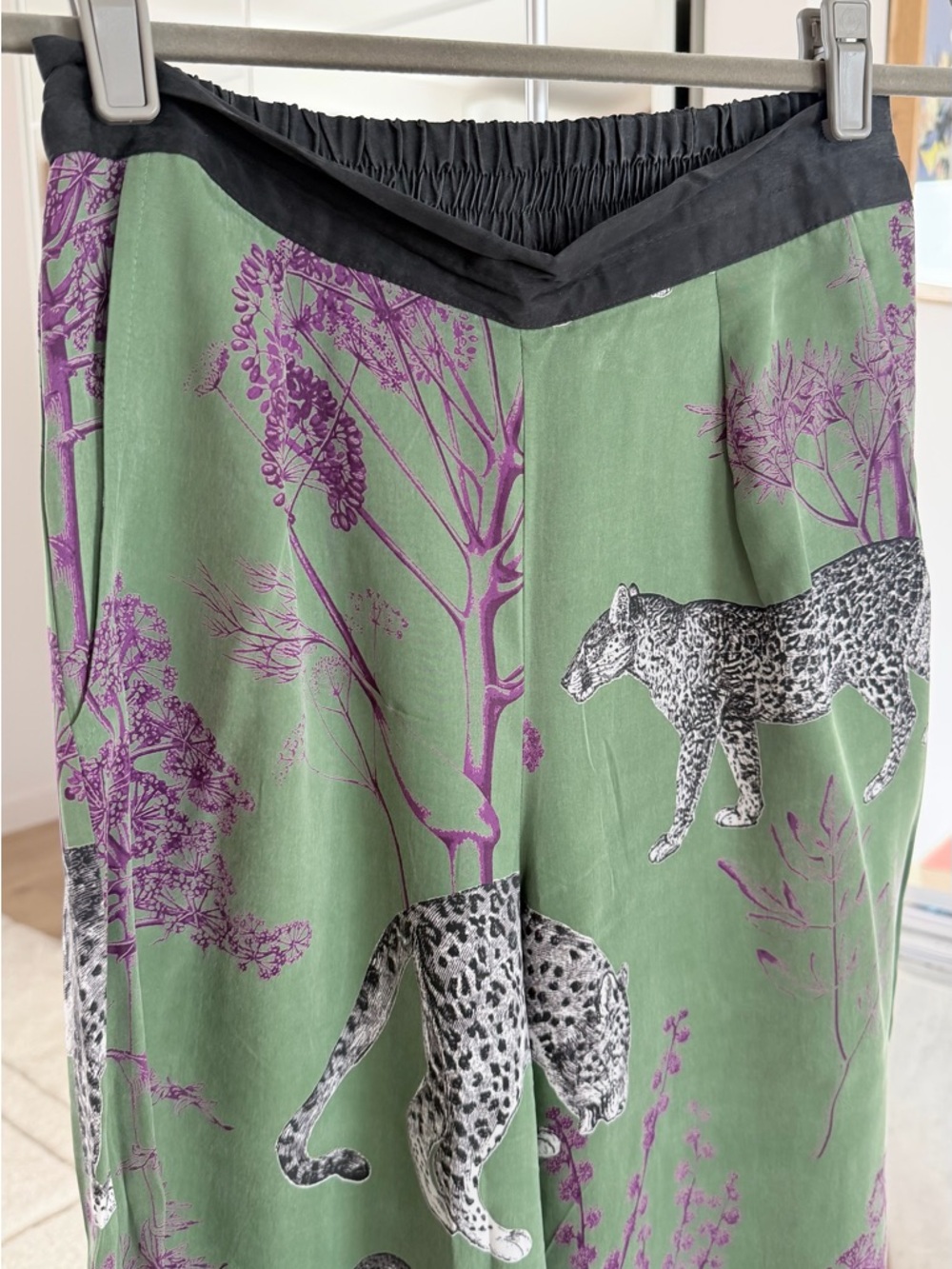 Green Leopard Print Set - Picture 4 of 5